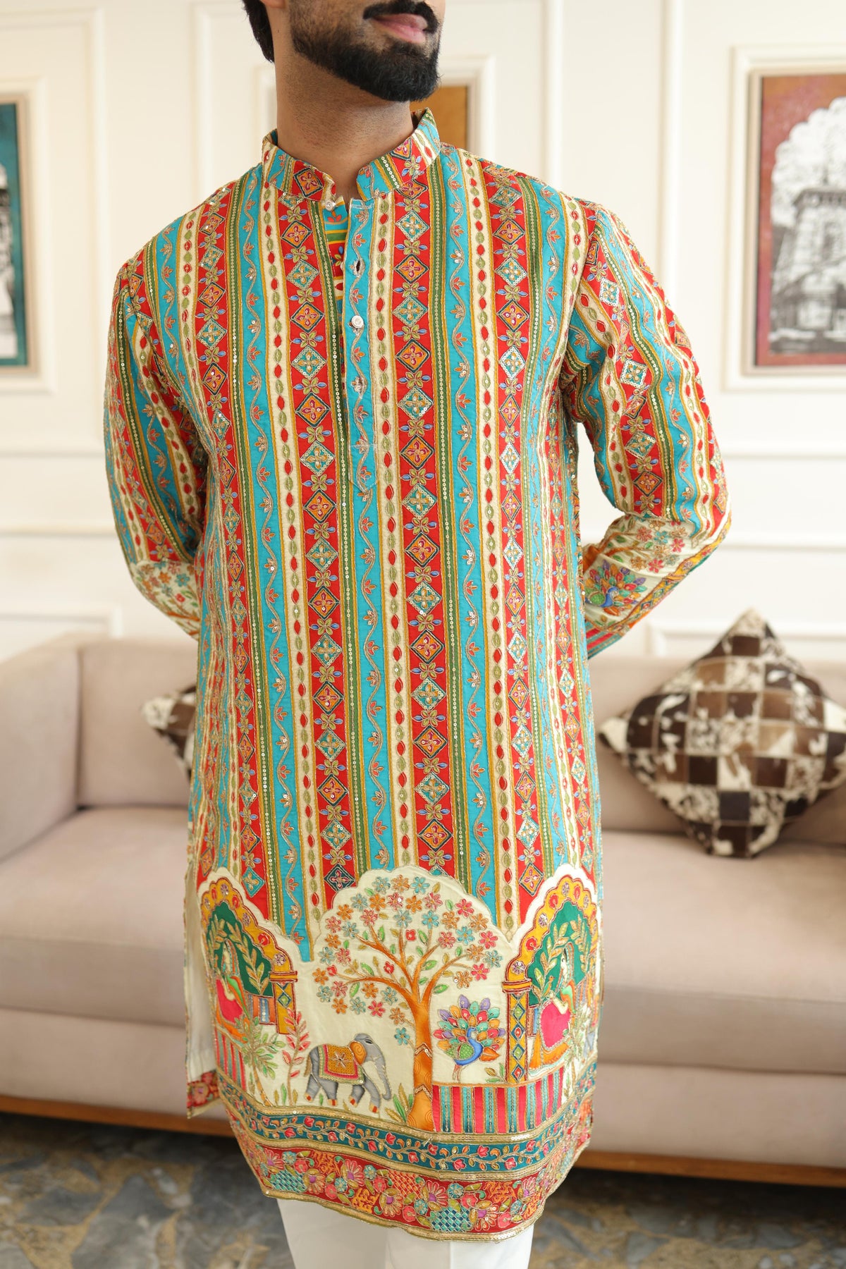 The Saltanat Embroidered Kurta Set (cream)